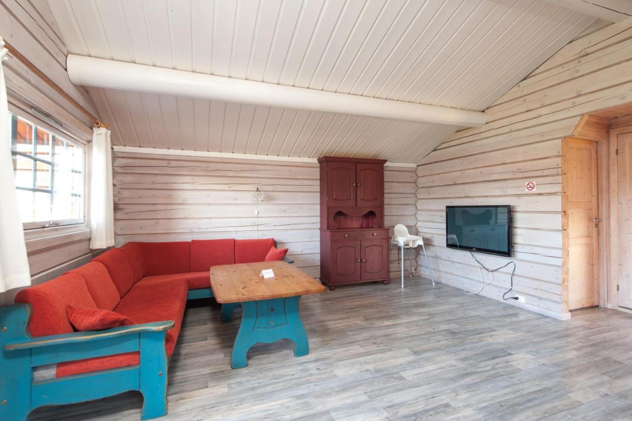 Hamre Familiecamping Hotel Kristiansand Room photo